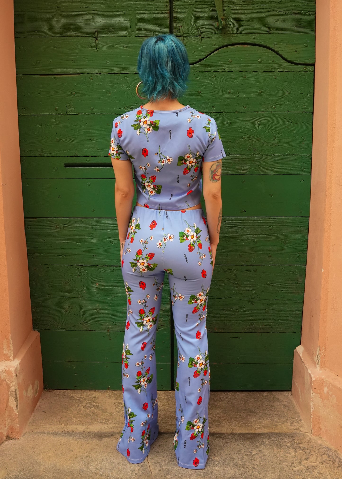"Grappolo di Cuore" Flare Leggings