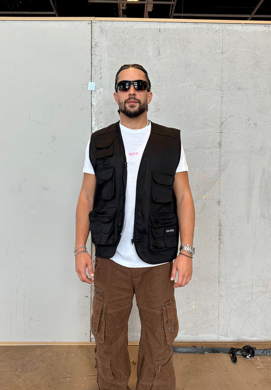 Black Multitasking Vest