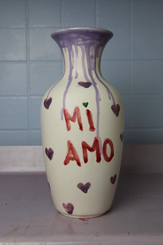 Large "Mi Amo" Vase