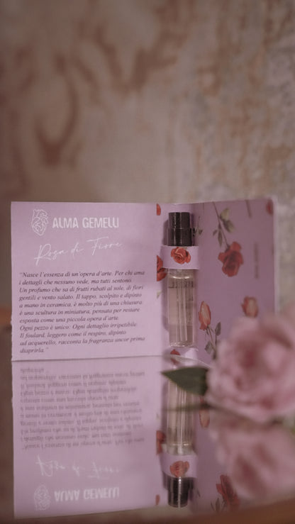 "Grappolo di Cuore,Prato Fiorito, Rosa di fiore” Sample Vials